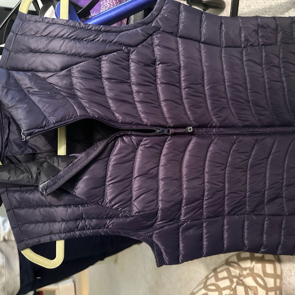 Liz Claiborne vest